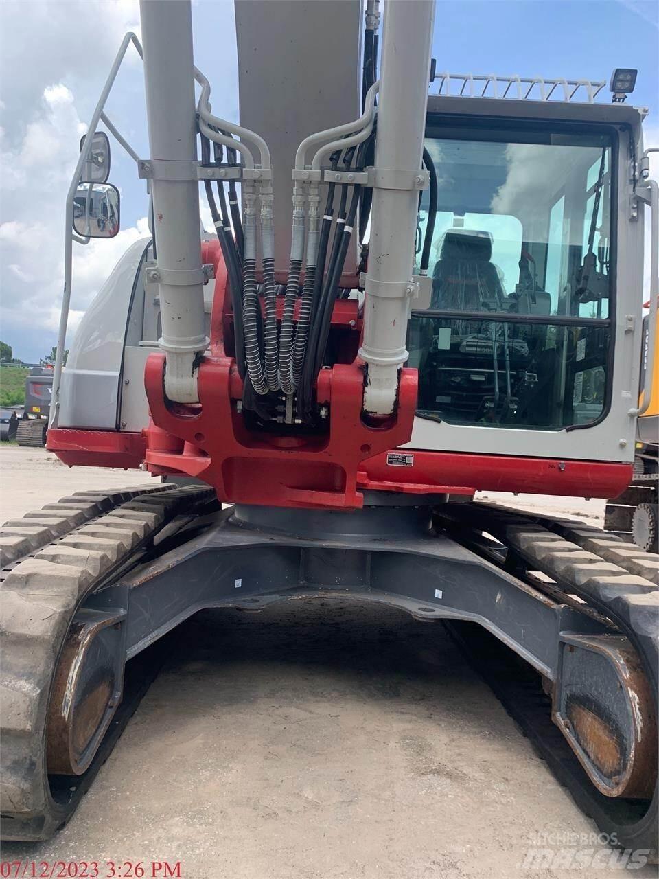 Takeuchi TB2150 履带挖掘机