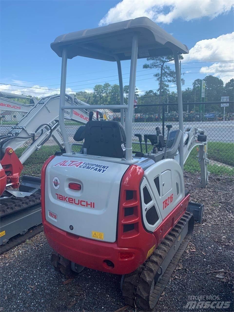 Takeuchi TB216 小型挖掘机