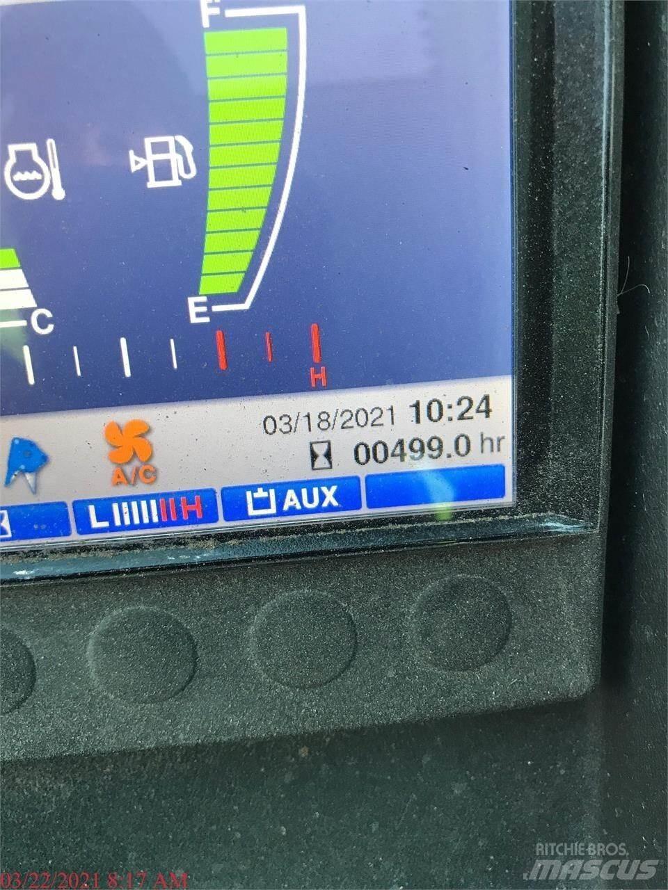 Takeuchi TB240 小型挖掘机