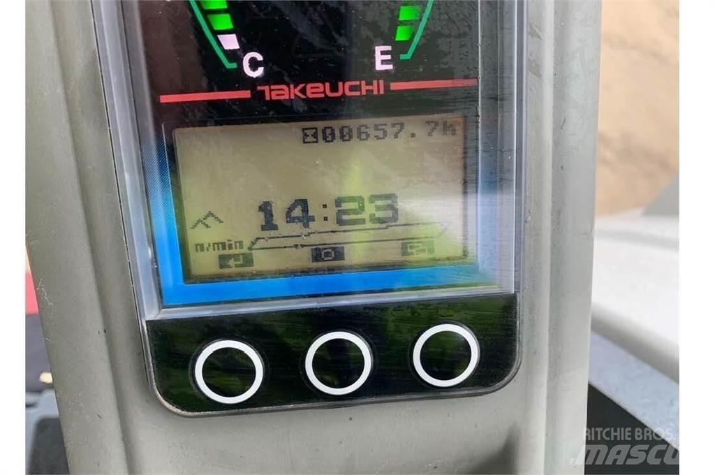 Takeuchi TB250-2 小型挖掘机