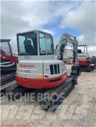 Takeuchi TB257FR 履带挖掘机