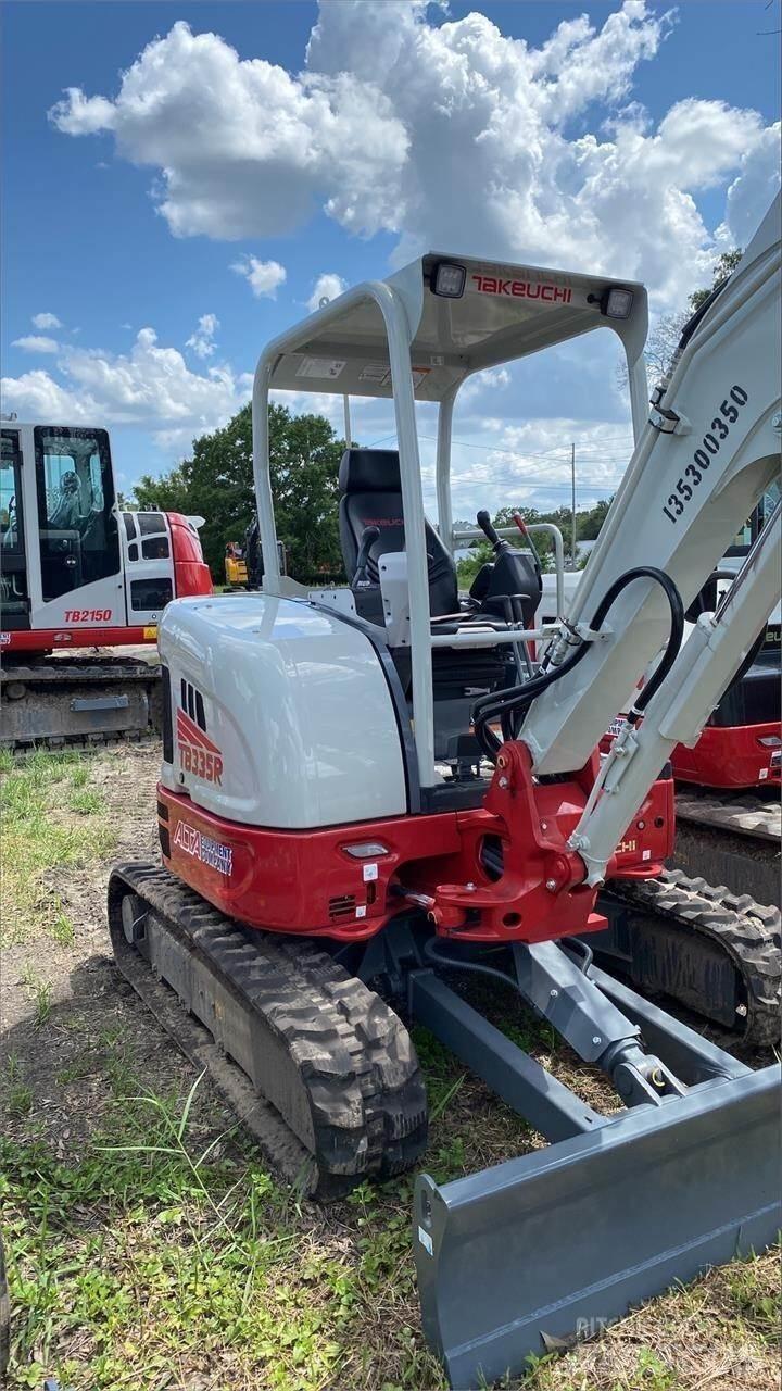 Takeuchi TB335R 小型挖掘机