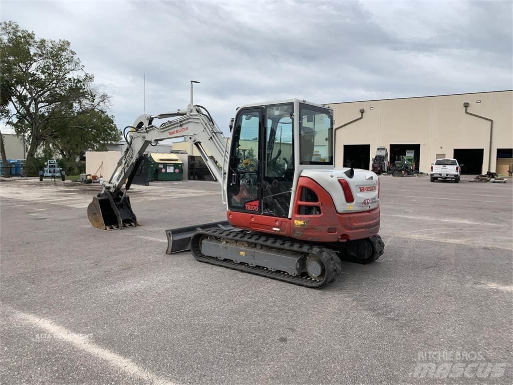 Takeuchi TB370 履带挖掘机