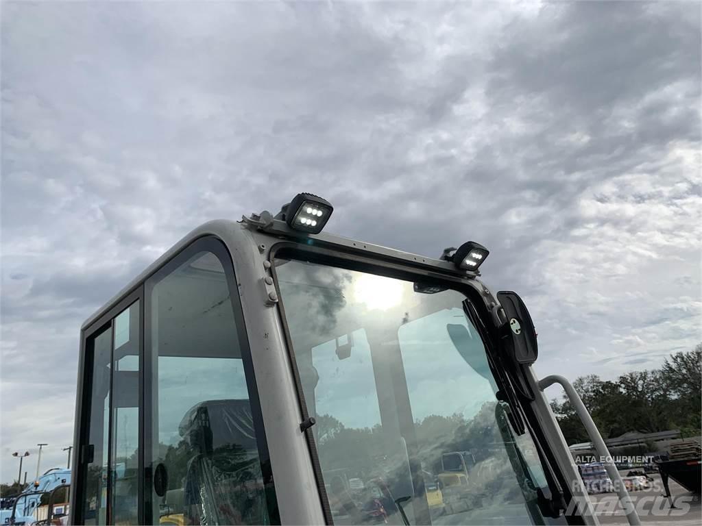 Takeuchi TB370 履带挖掘机