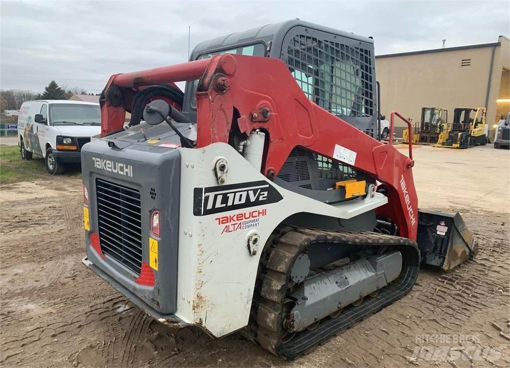 Takeuchi TL10V2 滑移装载机