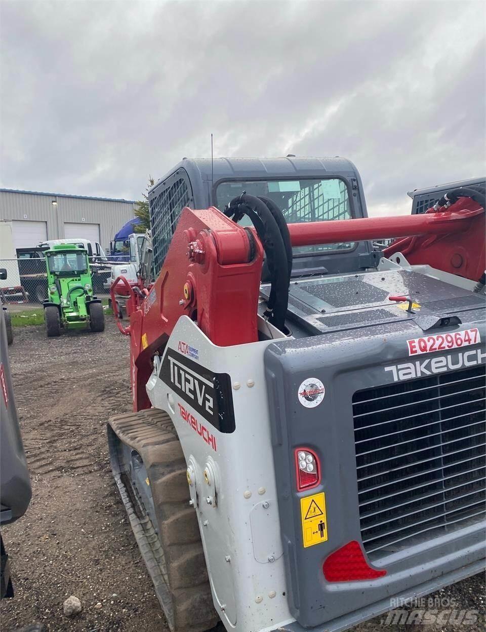Takeuchi TL12V2 滑移装载机