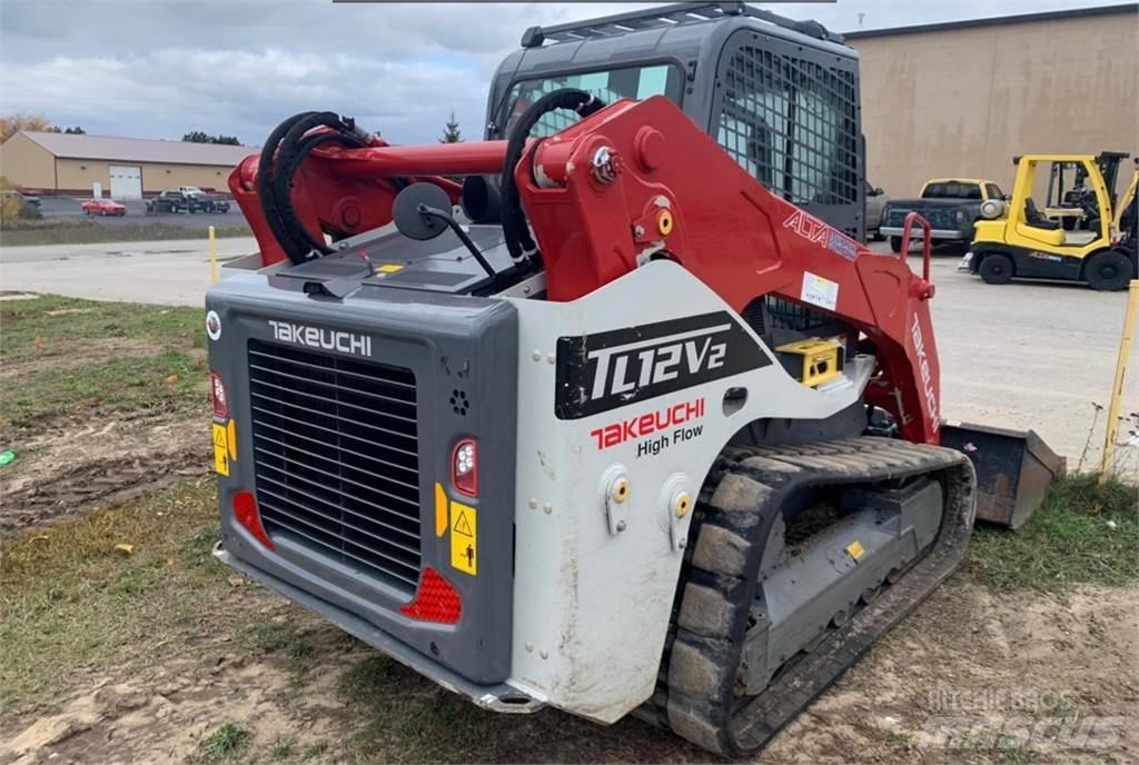Takeuchi TL12V2 滑移装载机
