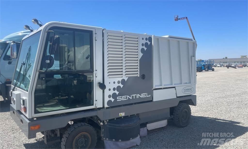 Tennant SENTINEL 扫地机