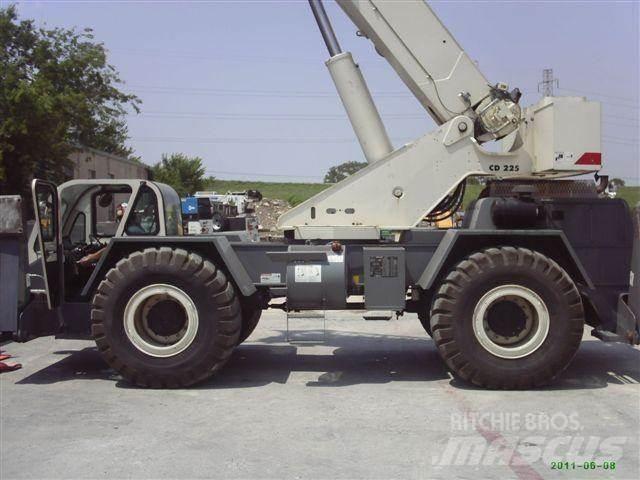 Terex CD225 越野轮胎起重机︳越野吊︳越野起重机︳移动式起重机