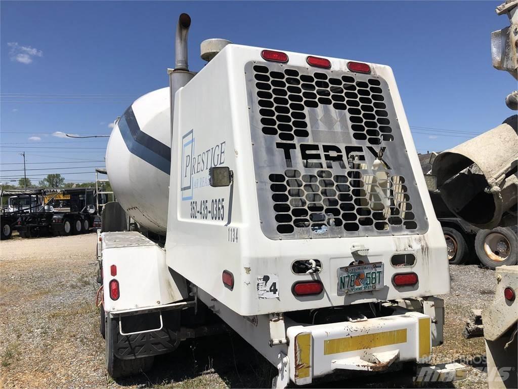 Terex FDB6000 混凝土搅拌车