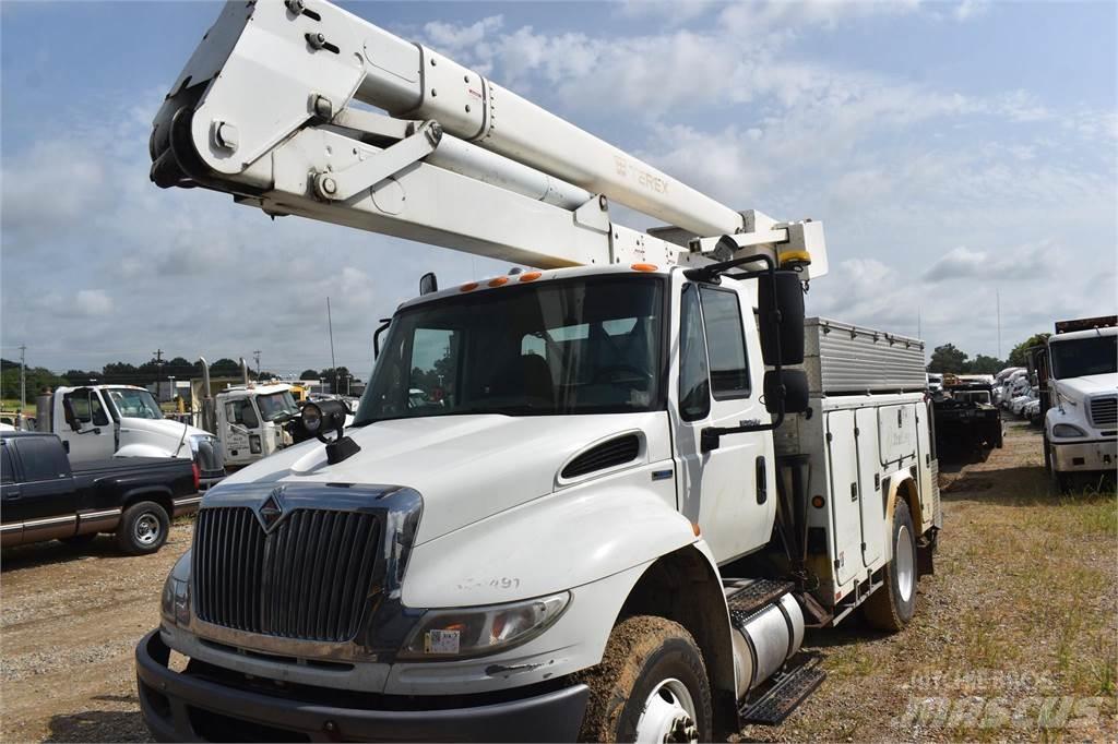 Terex HR46 车载式高空作业车