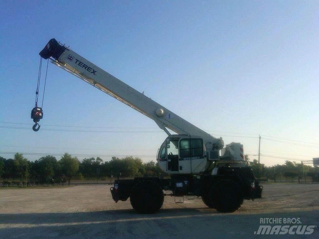 Terex RT230-1 越野轮胎起重机︳越野吊︳越野起重机︳移动式起重机