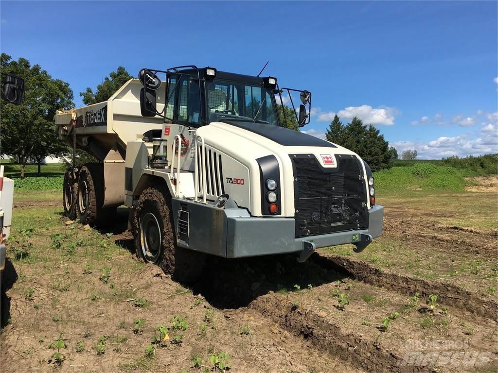 Terex TA300 铰接式自卸车
