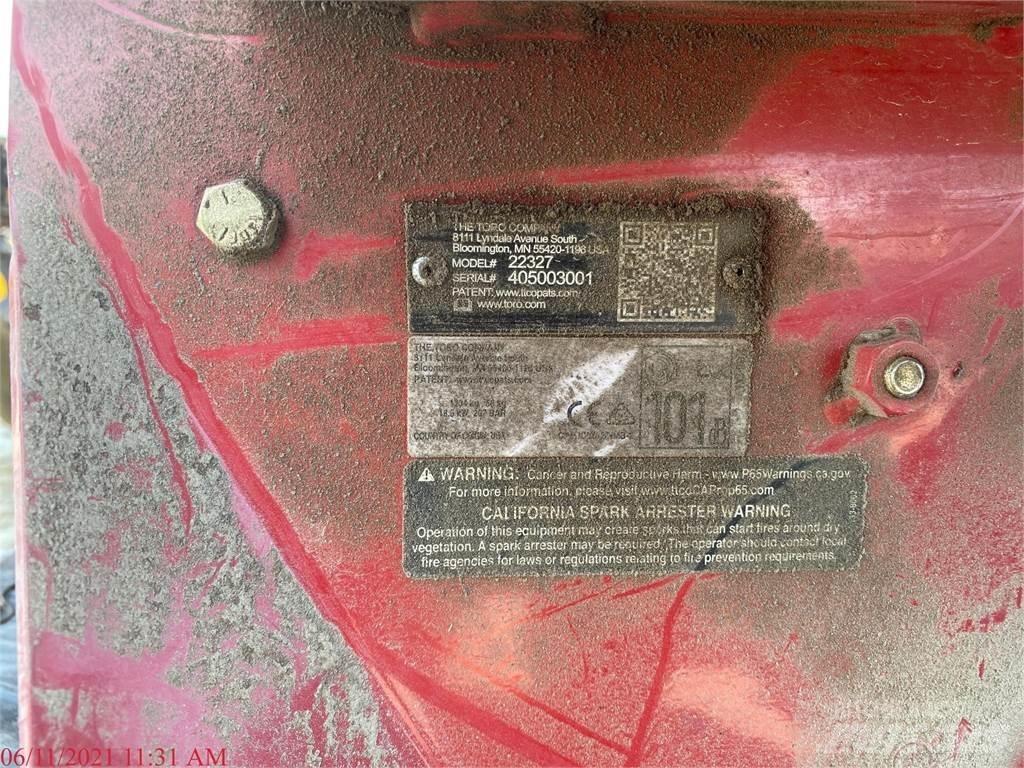Toro DINGO TX1000N 滑移装载机