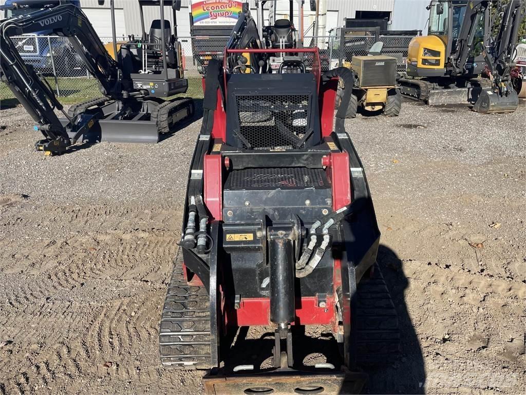 Toro DINGO TX1000W 滑移装载机
