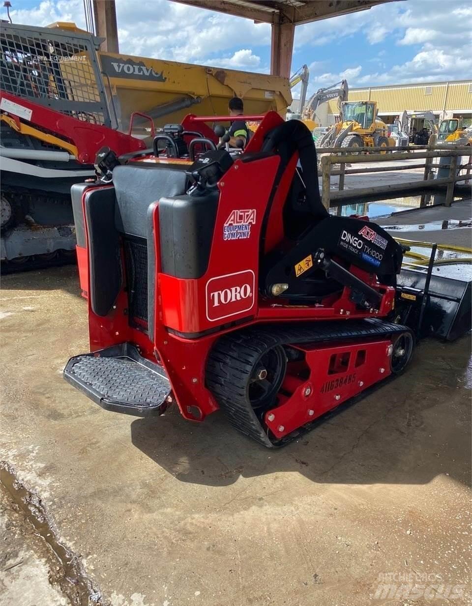 Toro DINGO TX1000W 滑移装载机