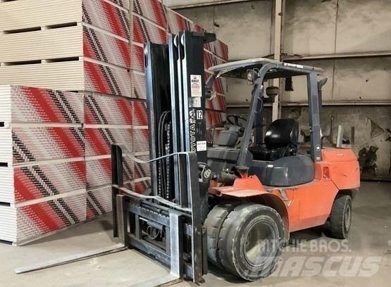Toyota 7FDU45 其他叉车