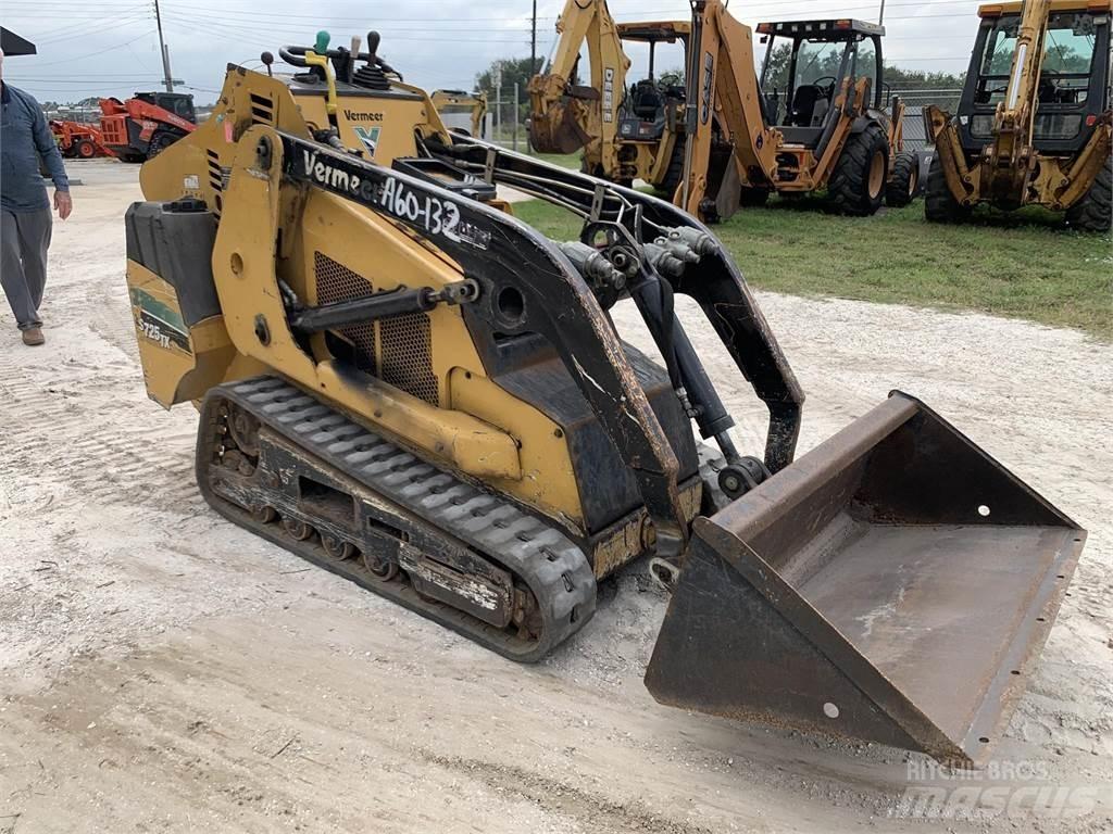 Vermeer S725TX 滑移装载机
