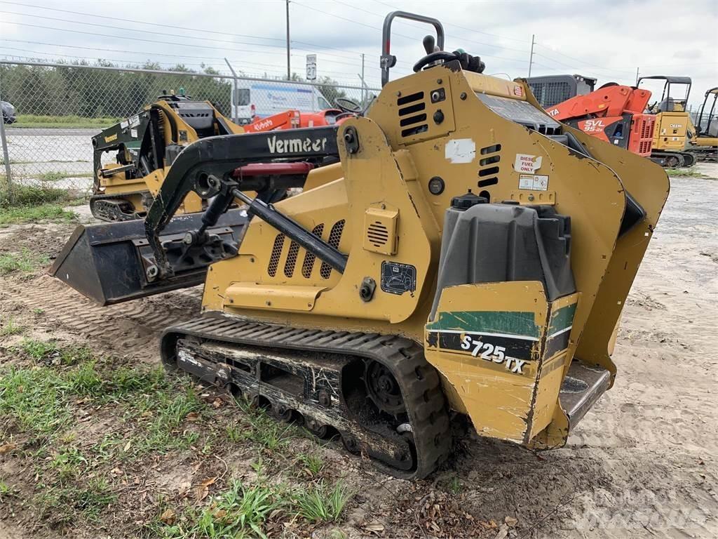 Vermeer S725TX 滑移装载机