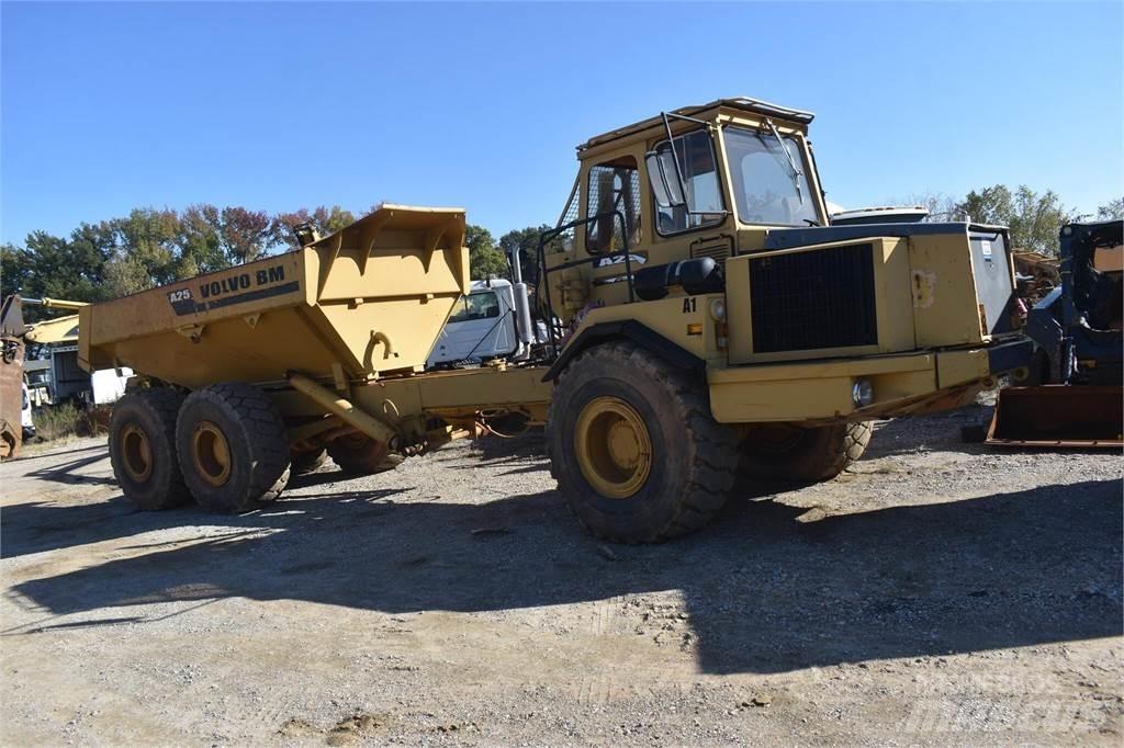 Volvo A25 铰接式自卸车