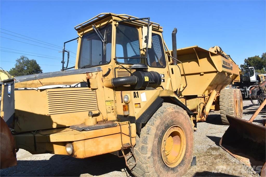 Volvo A25 铰接式自卸车
