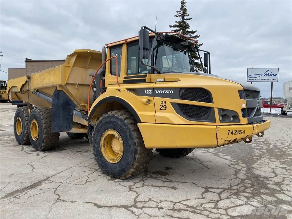 Volvo A25G 铰接式自卸车