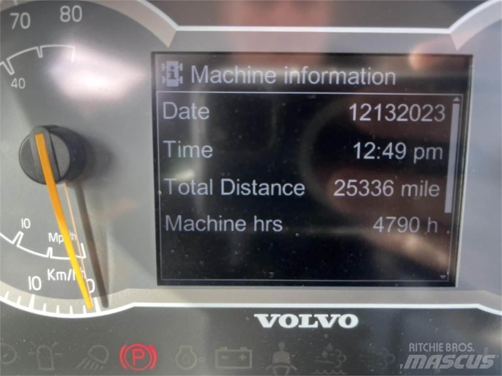 Volvo A25G 铰接式自卸车