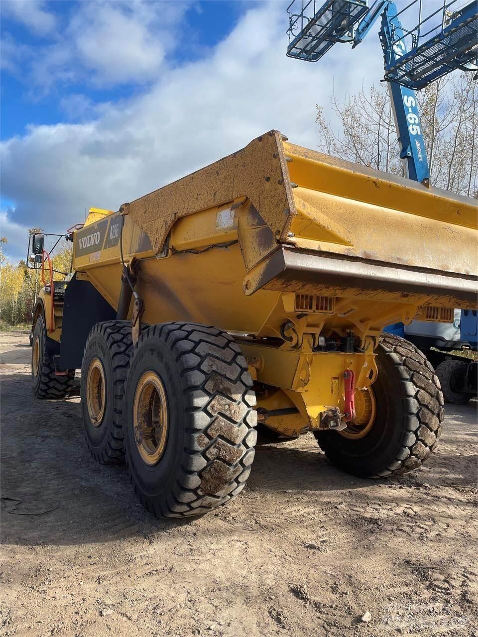 Volvo A25G 铰接式自卸车