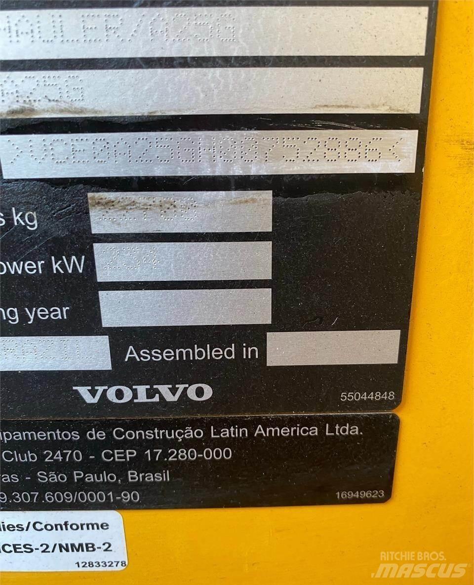 Volvo A25G 铰接式自卸车