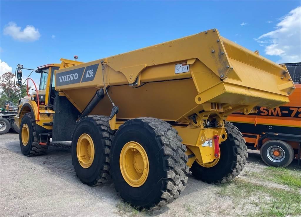 Volvo A25G 铰接式自卸车