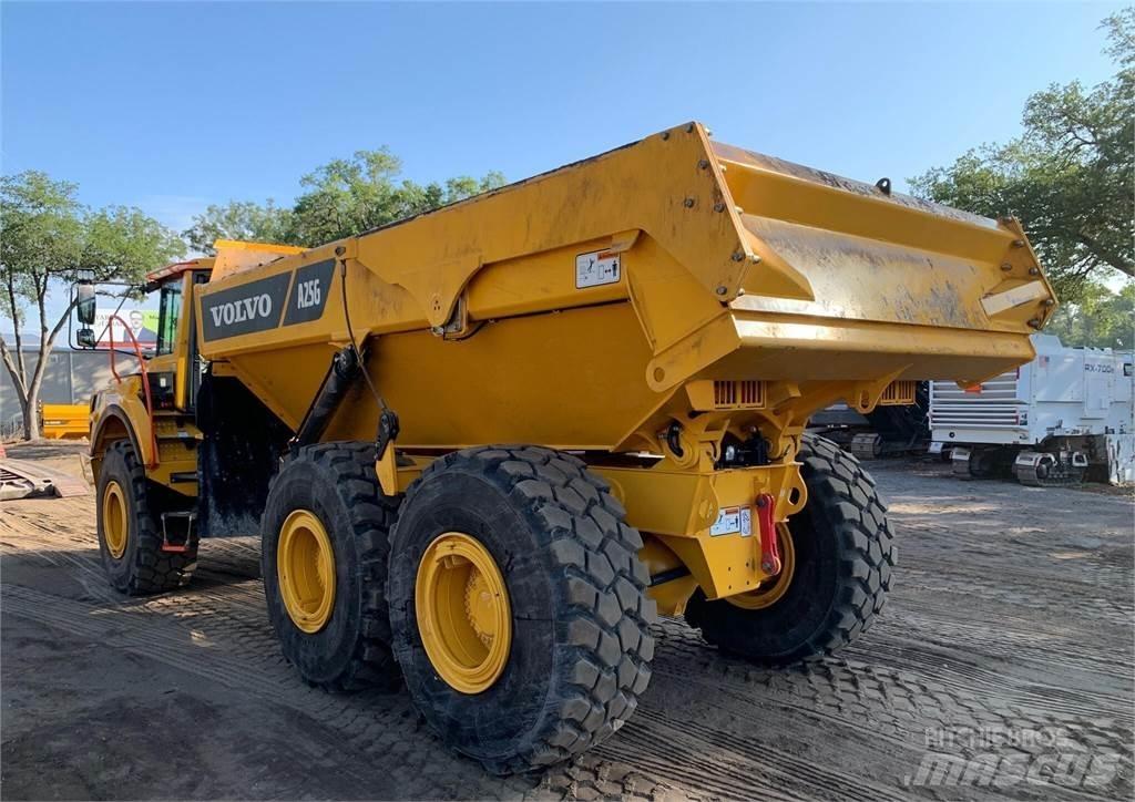 Volvo A25G 铰接式自卸车