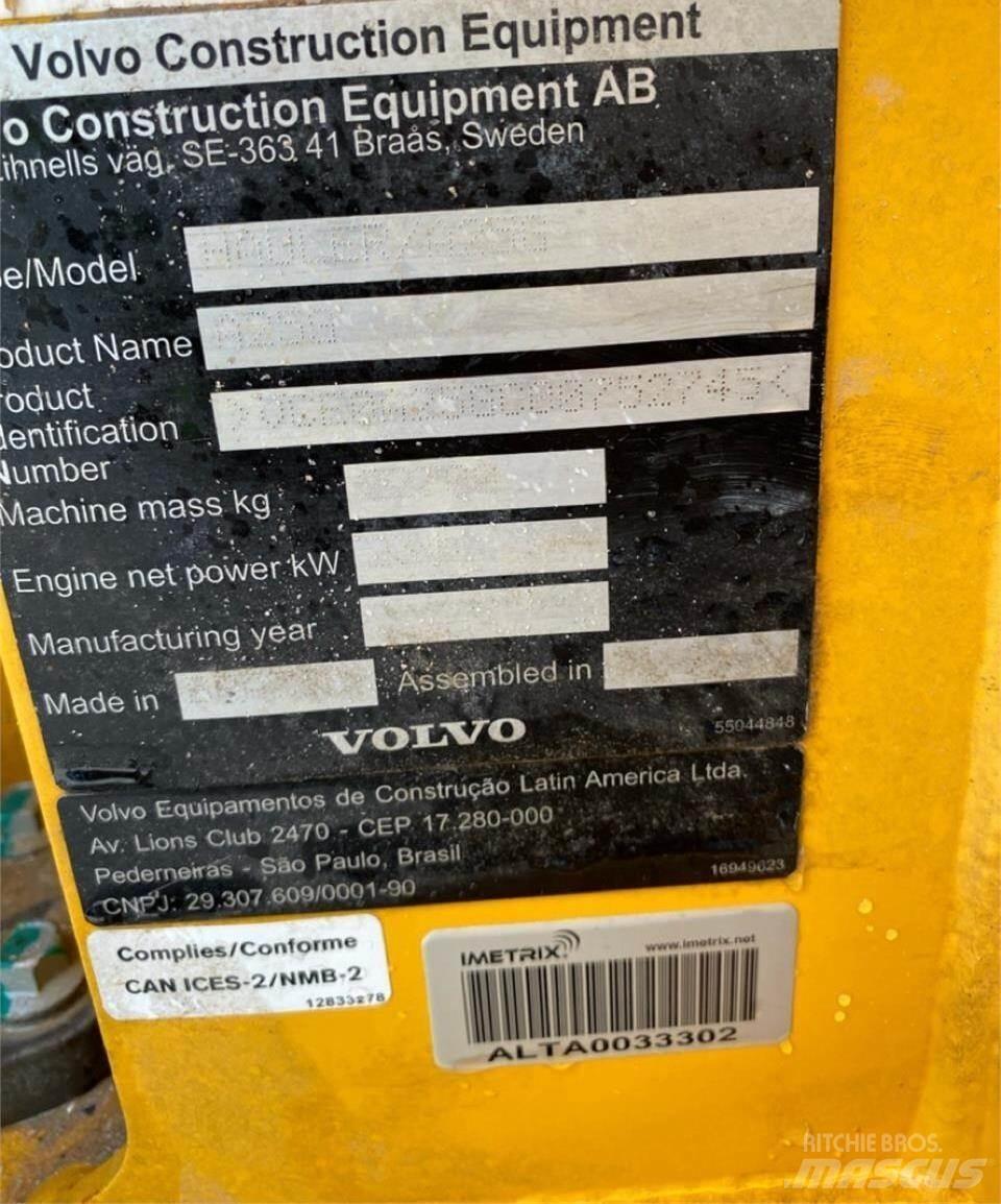Volvo A25G 铰接式自卸车