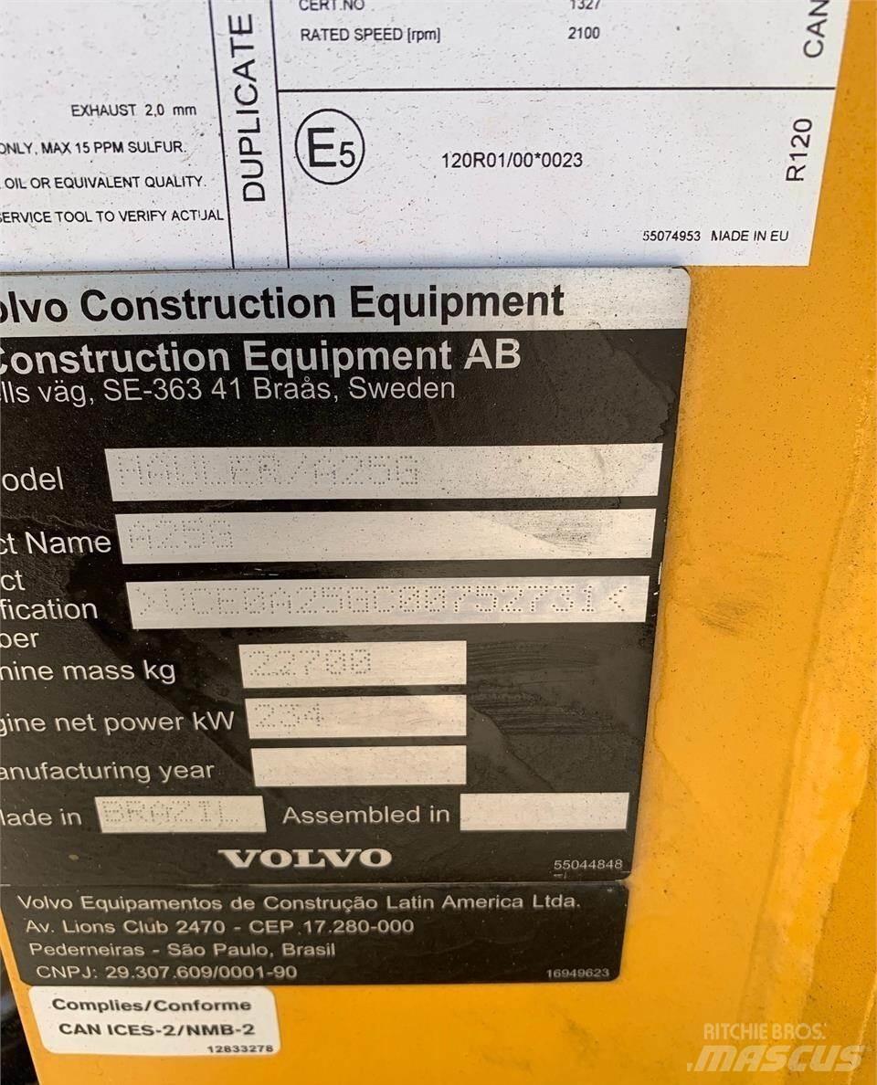 Volvo A25G 铰接式自卸车