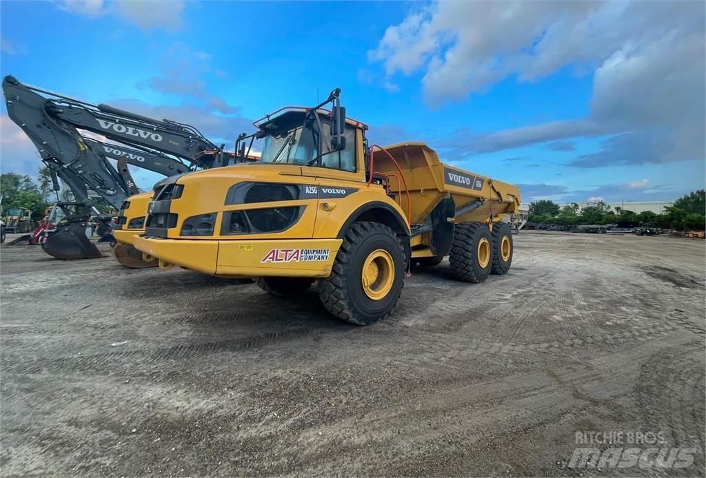 Volvo A25G 铰接式自卸车
