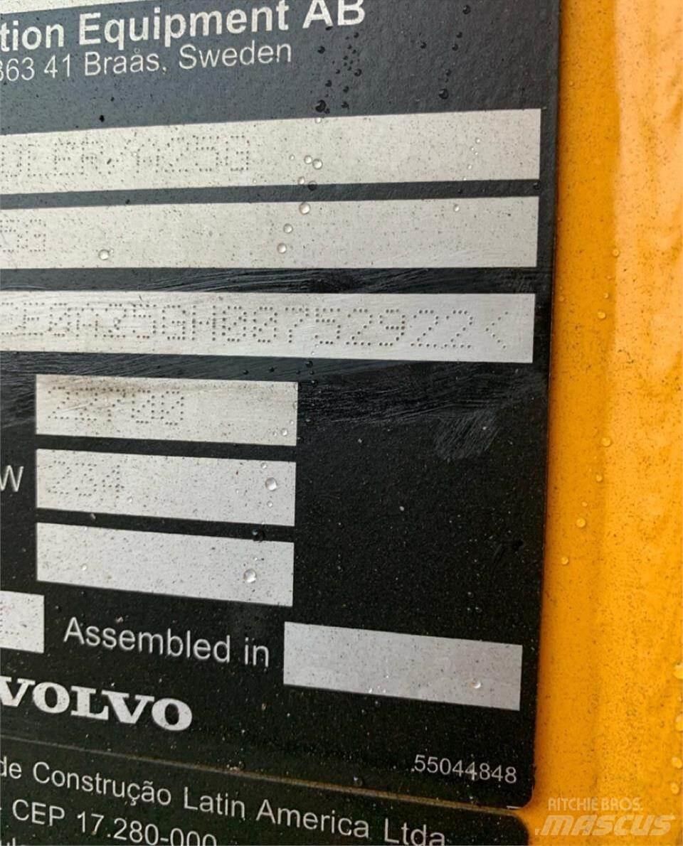 Volvo A25G 铰接式自卸车