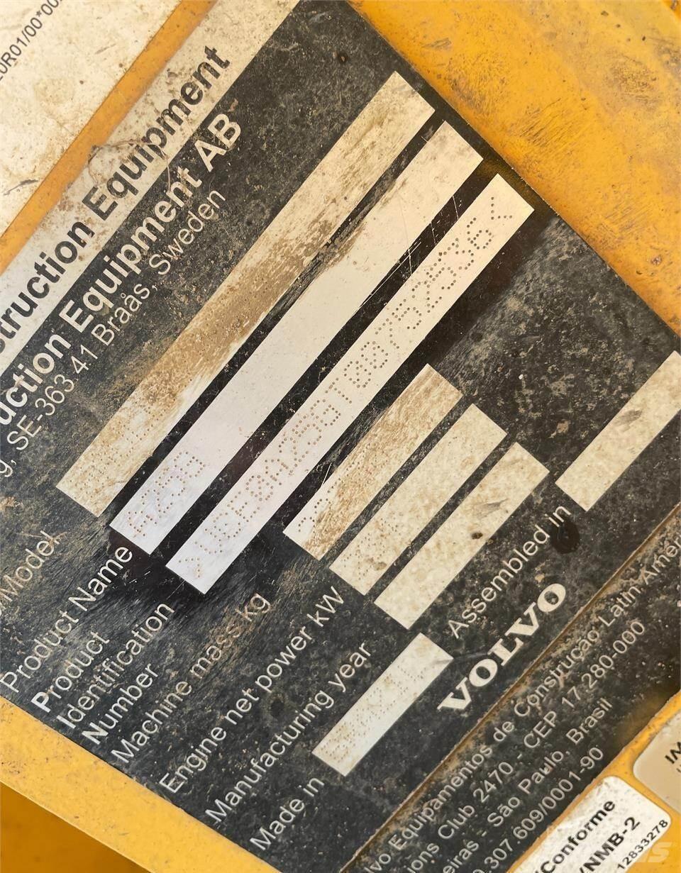 Volvo A25G 铰接式自卸车