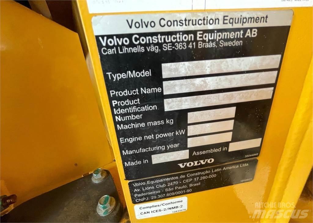 Volvo A25G 铰接式自卸车