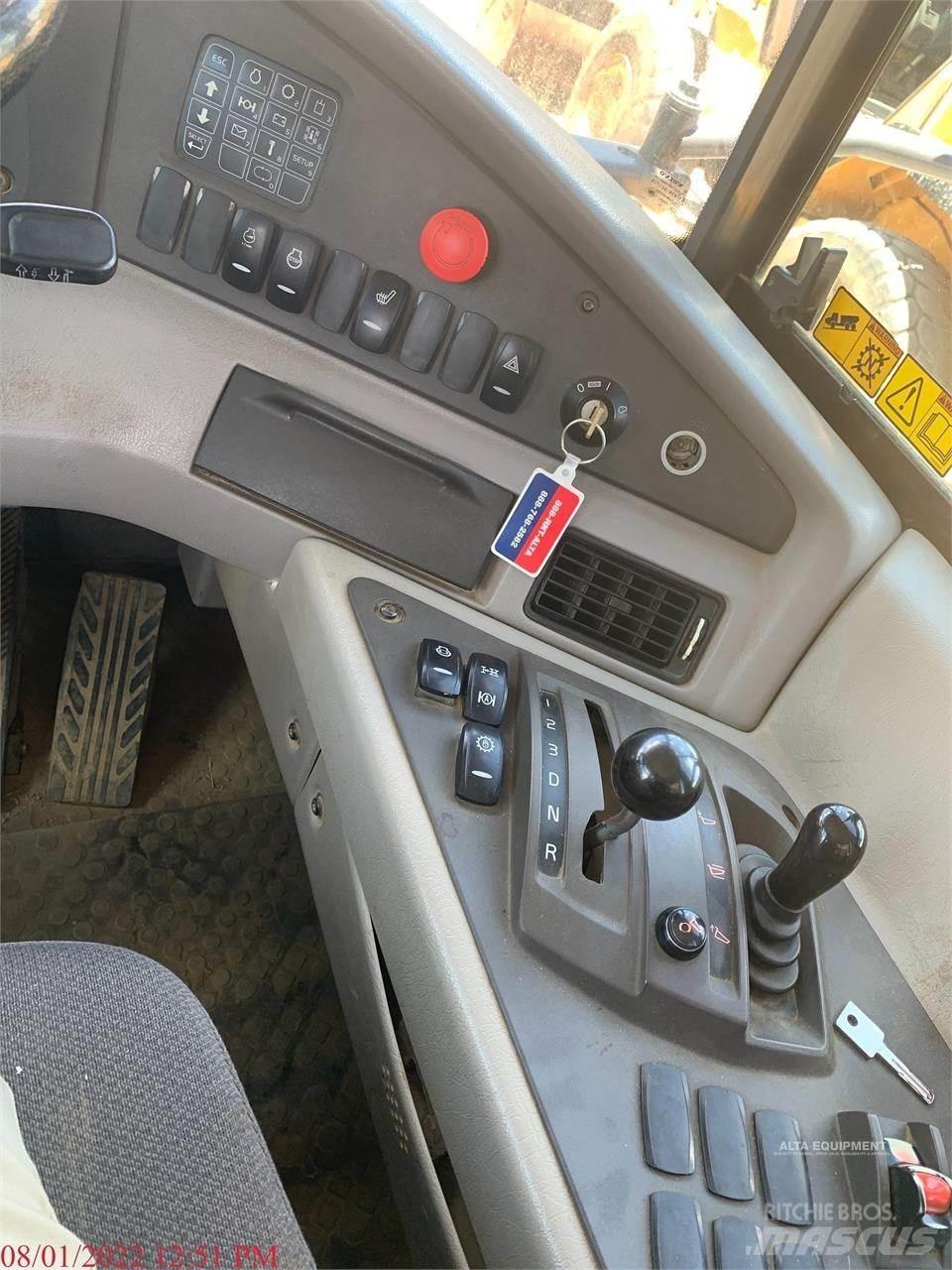 Volvo A30G 铰接式自卸车
