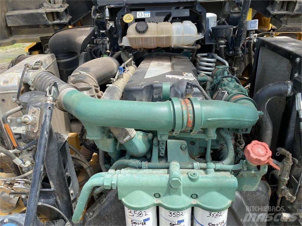 Volvo A30G 铰接式自卸车