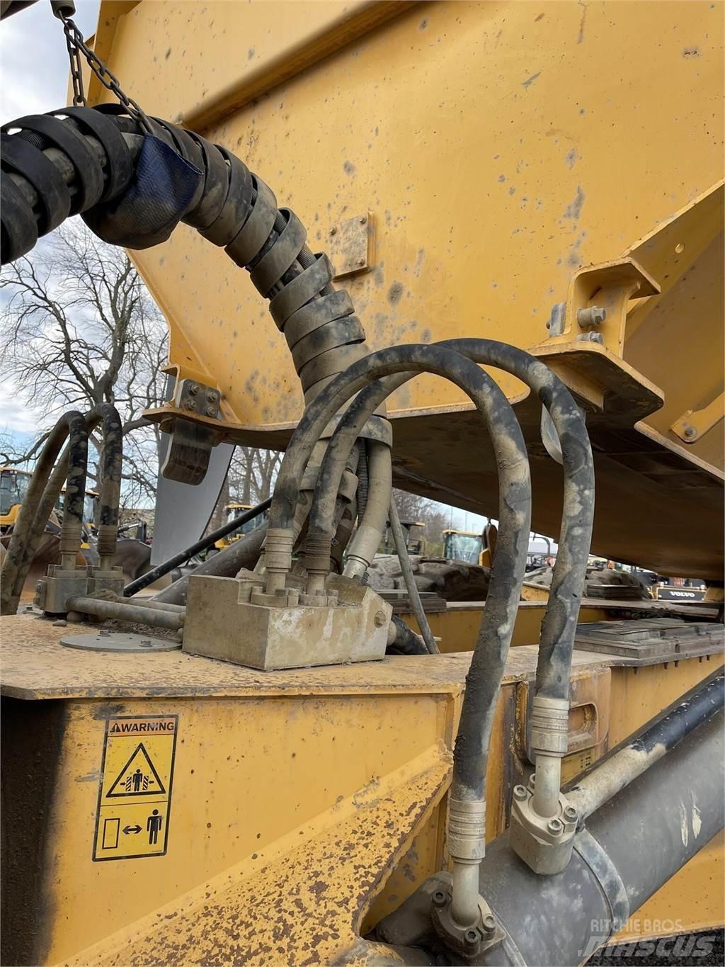 Volvo A40F 铰接式自卸车