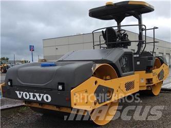 Volvo DD120C 双轮压路机