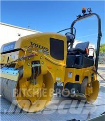 Volvo DD25B 双轮压路机
