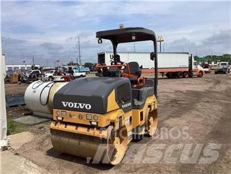 Volvo DD30B 双轮压路机