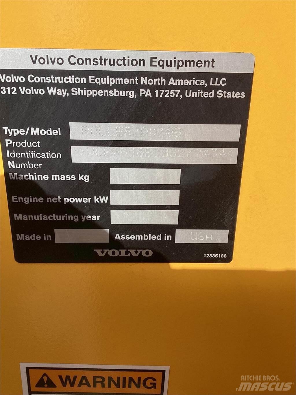 Volvo DD30B 双轮压路机