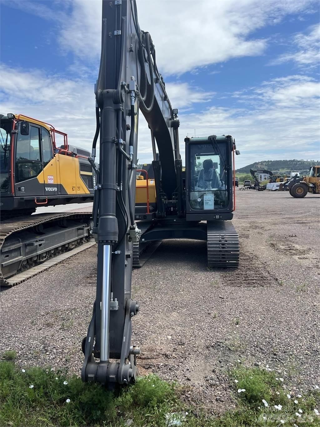 Volvo EC140EL 履带挖掘机