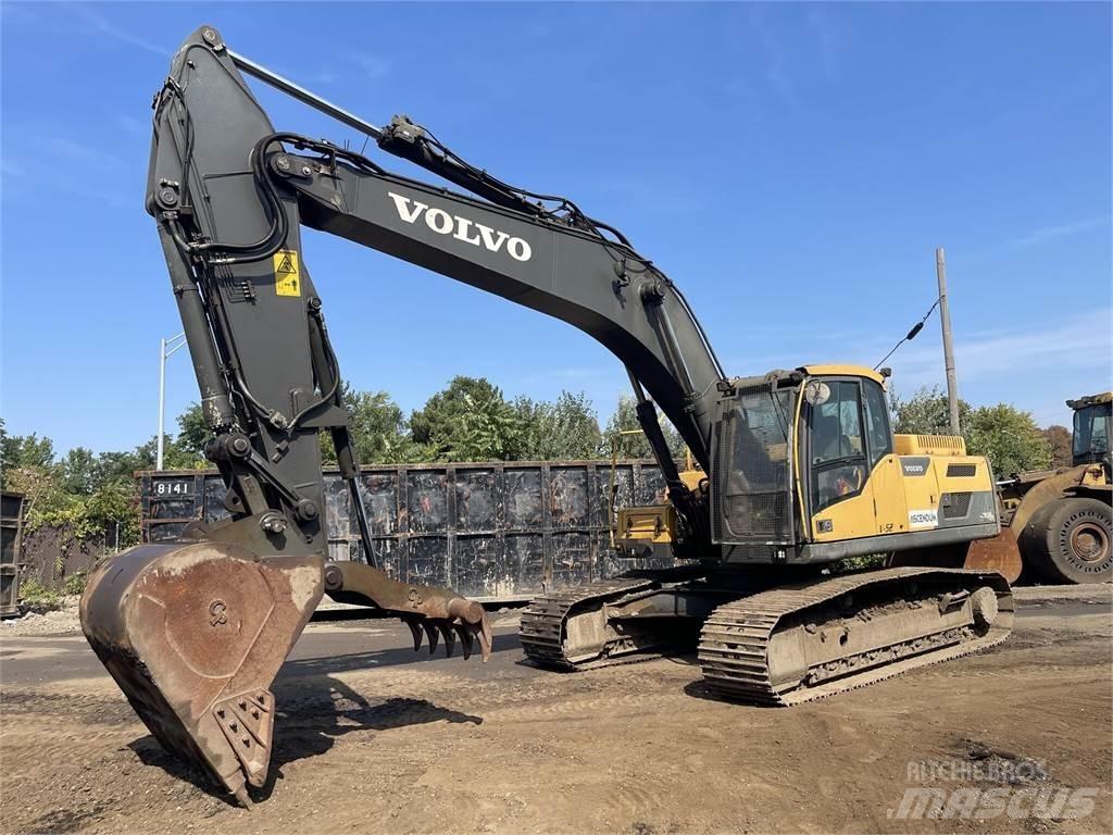 Volvo EC250DL 履带挖掘机