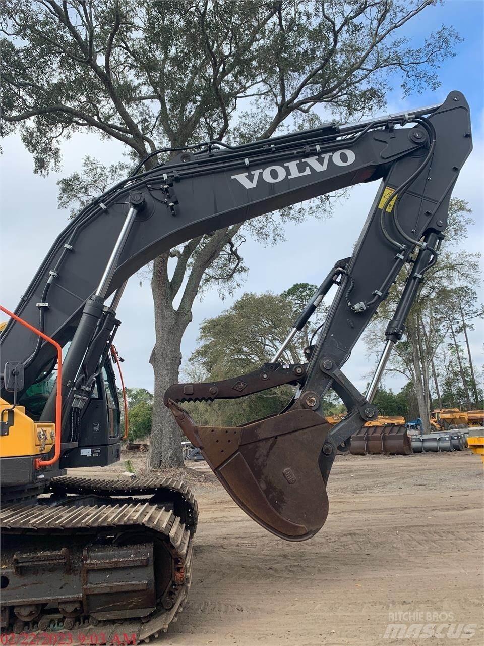 Volvo EC350EL 履带挖掘机
