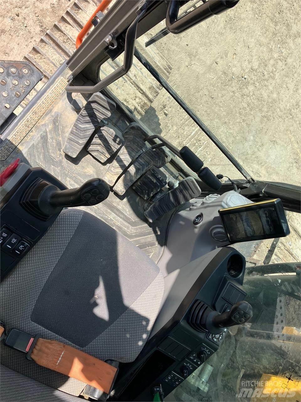 Volvo EC350EL 履带挖掘机