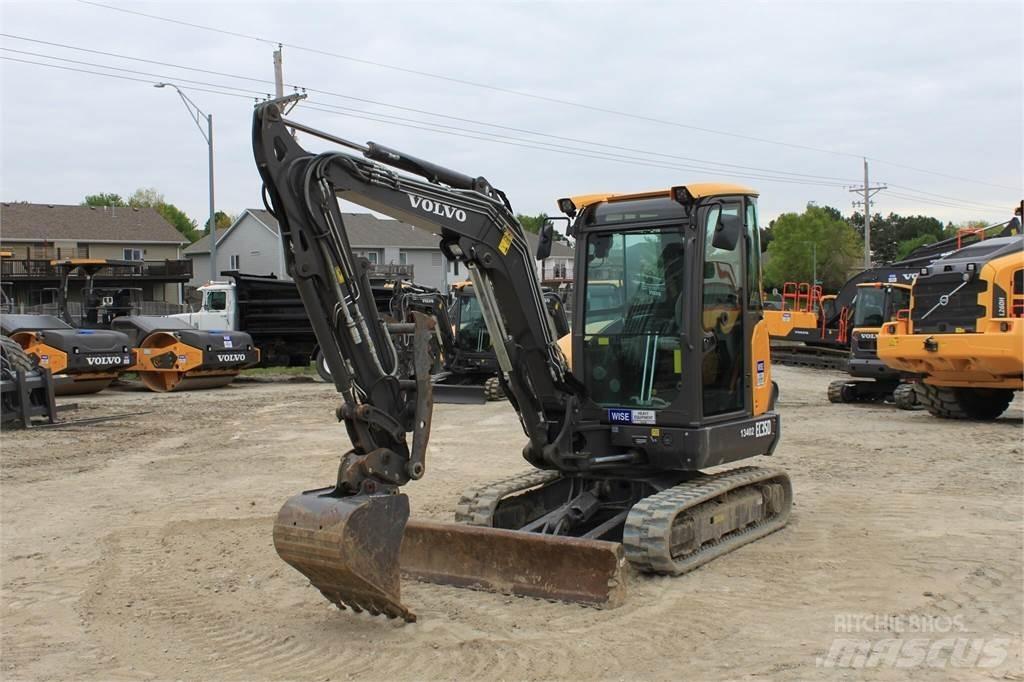 Volvo EC35D 小型挖掘机