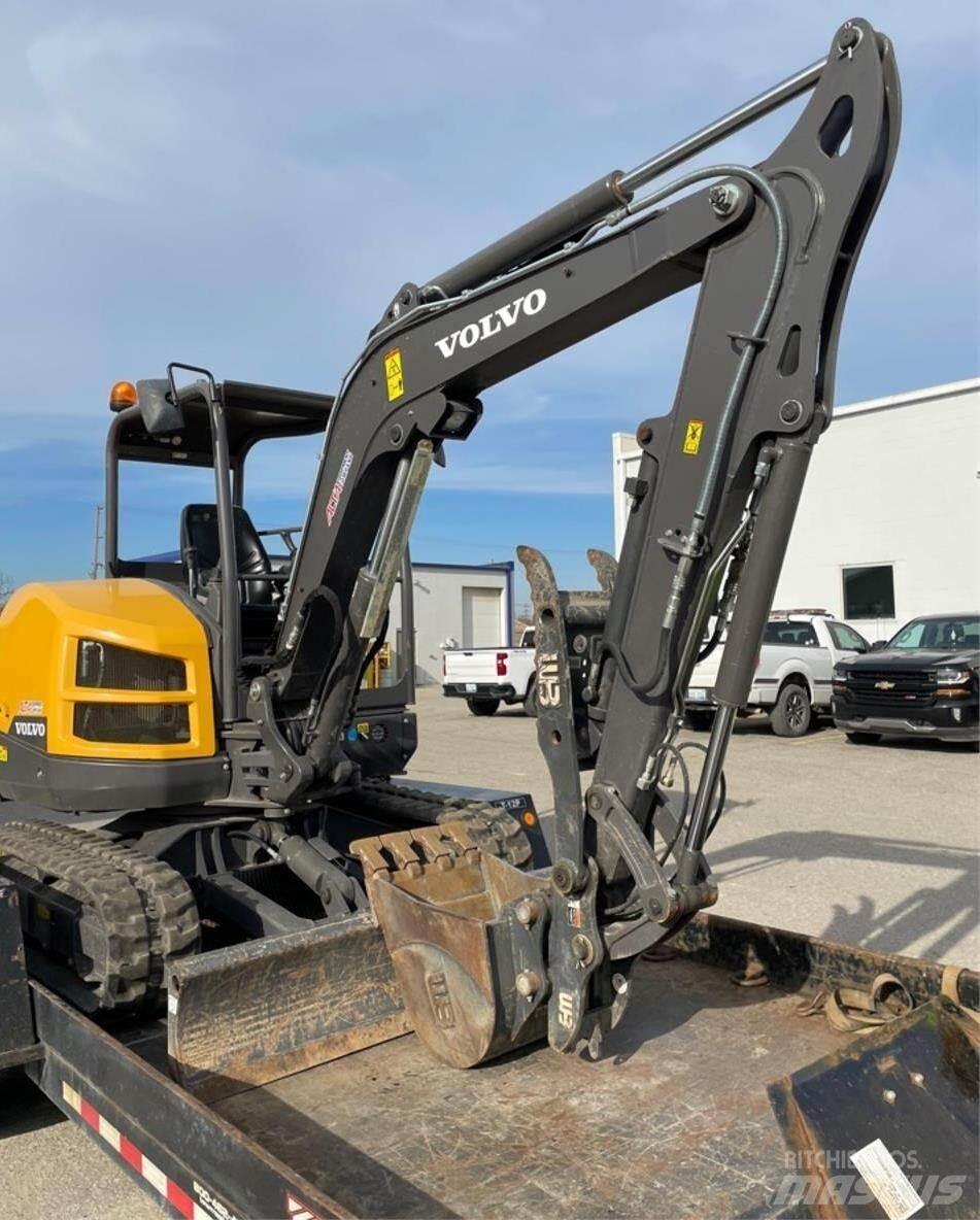 Volvo EC35D 小型挖掘机